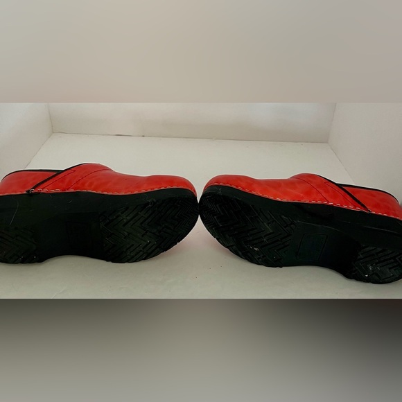 Sanita Professional Danish Clog Womens Size 35 Red Slip On size 5 - Picture 6 of 7